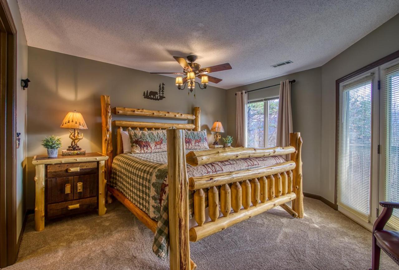 3 Decks, Mtn Views! Tree Tops By Honeybearcabins - Luxury Rain Showers, 3 King Suites, Xl Hottub, Fireplace, Bear Sightings Gatlinburg Kültér fotó