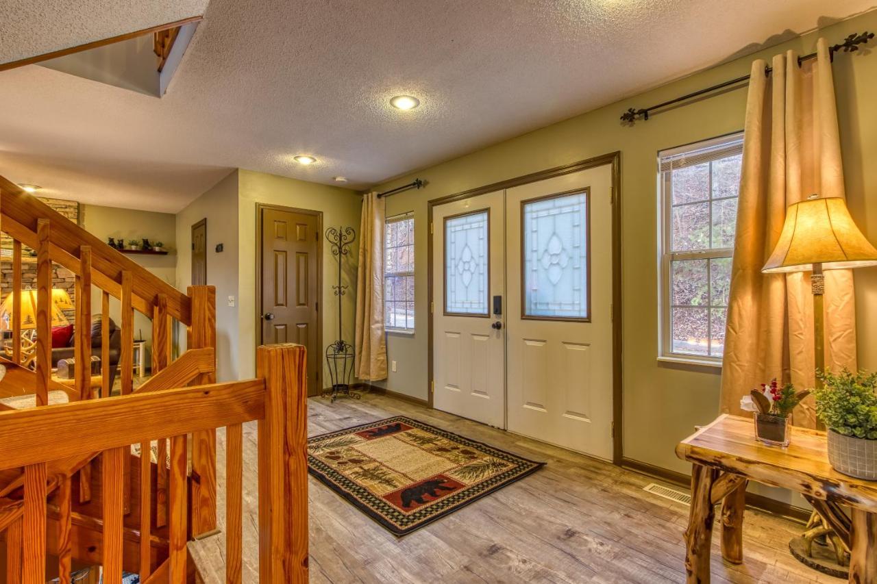 3 Decks, Mtn Views! Tree Tops By Honeybearcabins - Luxury Rain Showers, 3 King Suites, Xl Hottub, Fireplace, Bear Sightings Gatlinburg Kültér fotó